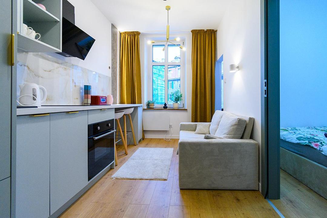 Apartament Pod Wieza 2 Waldenburg Exterior foto
